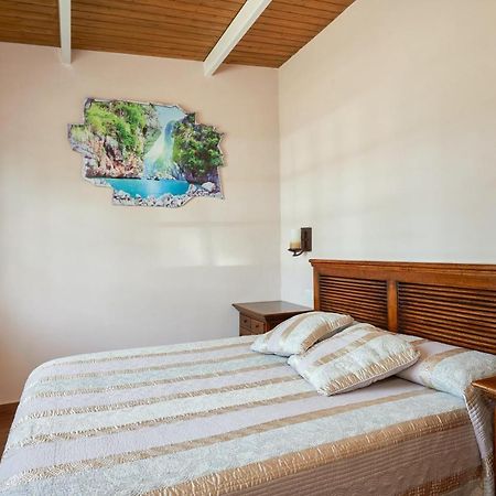 2 Bedrooms House With Shared Pool Enclosed Garden And Wifi At Buenavista Del Norte 1 Km Away From The Beach Exterior photo